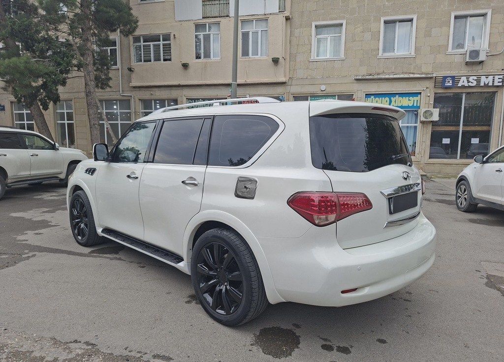 Infiniti QX56, 2012 il, 258000 km, 5.6 L — Avtomobillər, Bakı (9)