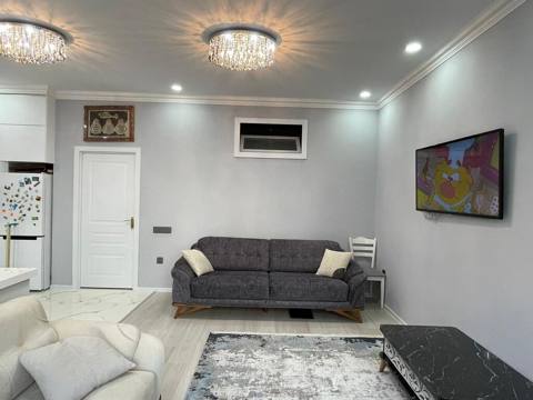 Bakı, yeni Zığ yaşayış kompleksində 2 otagli əla təmirli mənzil — Baku