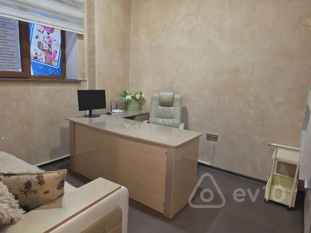 Ofis, 130 m², 20 Yanvar — kirayə — Ofis, Bakı (2)