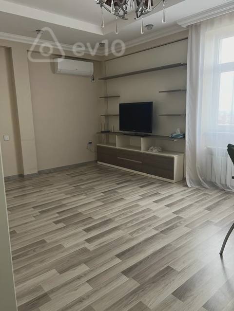 2 otaqlı mənzil, 88 m², Bakı şəhəri, D.Bunyadzadə, 40 — kirayə — 650 ₼ · Баку · Mənzil 2 otaqlı mənzil, 88 m², Bakı şəhəri, D.Bunyadzadə, 40 — kirayə — Баку