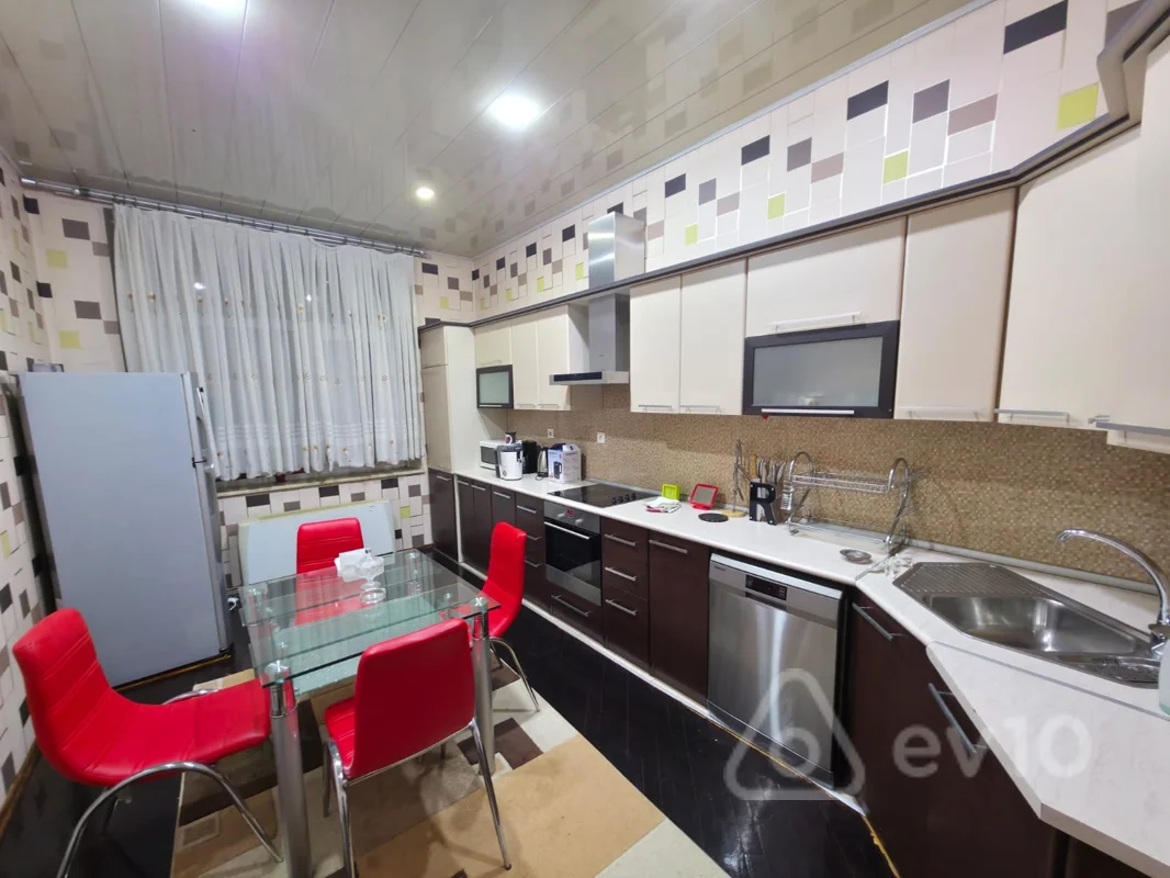 For sale: 3-room apartment (new building), 141 m² — Mənzil, Bakı (9)