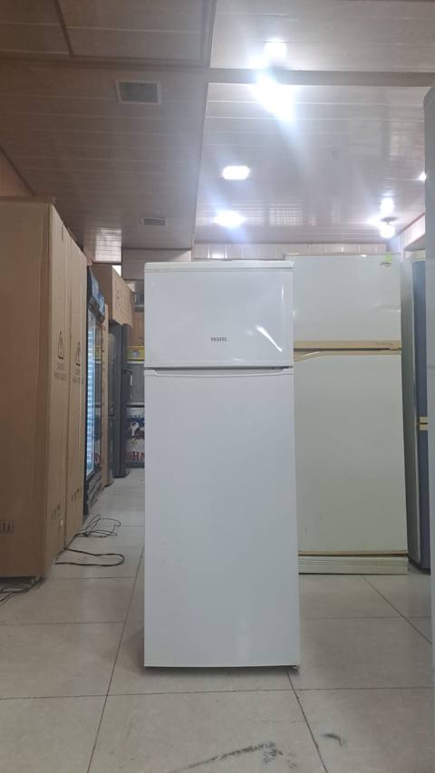 Vestel iki qapılı soyuducu - Rəng: ağ - Üst bölmə: dondurucu (ayrı — Digah