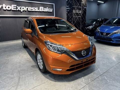Nissan Note: 1.2 l Hetçbek — 33 ₼ · Баку · Avtomobillər Nissan Note: 1.2 l Hetçbek — Баку