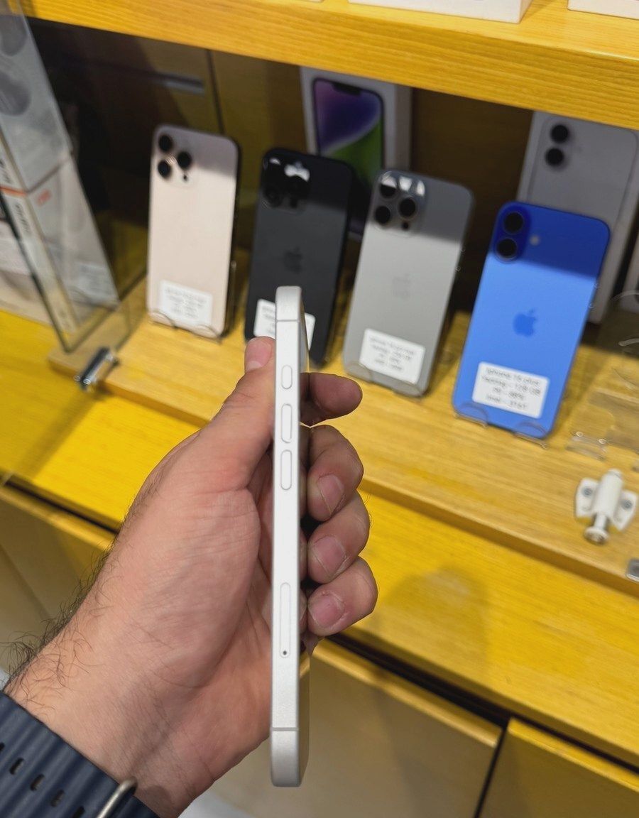 Apple iPhone 16, 8 GB — Smartfonlar, Bakı (5)