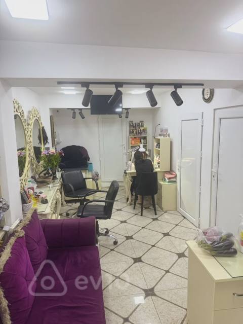 Obyekt, 33 m², Hüseynbala Əliyev küçəsi — kirayə — 1 300 ₼ · Баку · Əmlak Obyekt, 33 m², Hüseynbala Əliyev küçəsi — kirayə — Баку