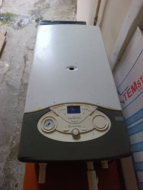 Ariston Clas Evo divar tipli kombi (qazla işləyən) - Brend/model — 250 ₼ · Baku · Kombilər Ariston Clas Evo divar tipli kombi (qazla işləyən) - Brend/model — Baku