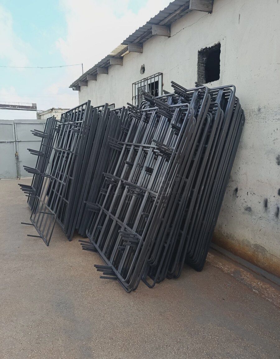 Çarpayı Qara rəng — Mebel, Bakı (2)