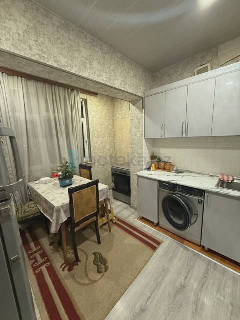 Satılır: 3 Otaq, Köhnə tikili, Xətai r., Əhmədli q., 80.00 m² — 175 000 ₼ · Bakı · Mənzil Satılır: 3 Otaq, Köhnə tikili, Xətai r., Əhmədli q., 80.00 m² — Bakı