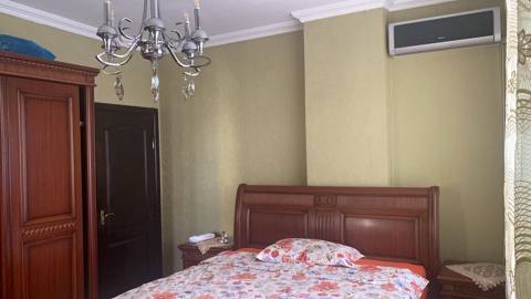 İşləyən otaq yoldaşı xanım axtarılır ev super evdir xalqlar dostluğu — Baku
