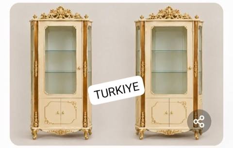 Türkiyə istehsalı klassik vitrin şkafı (cüt) - Üslub — Digah