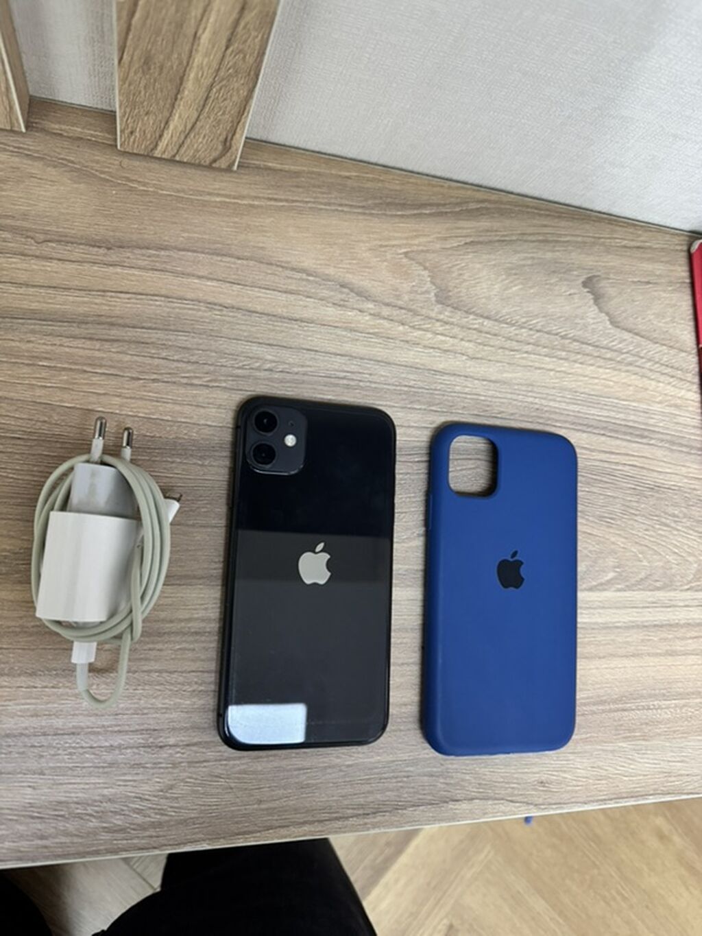 IPhone 11, 64 GB, Qara, Face ID