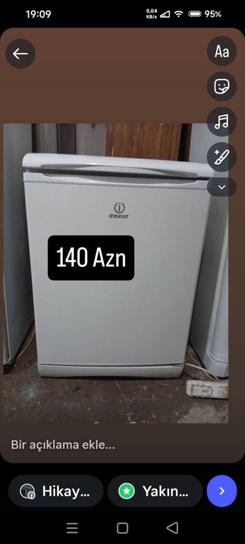 Indesit mini soyuducu - Kompakt ölçü: ofis, yataq otağı, hostel və ya — Дигях