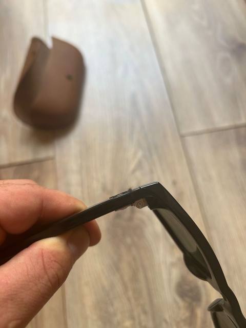 Ray-Ban gün eynəyi - Klassik kvadrat/wayfarer üslublu çərçivə, parlaq — Баку