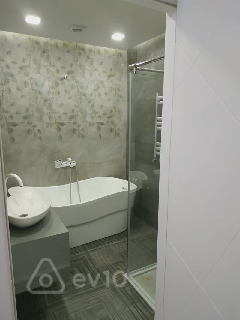 For sale: 4-room apartment (new building), 160 m² — Mənzil, Bakı (11)