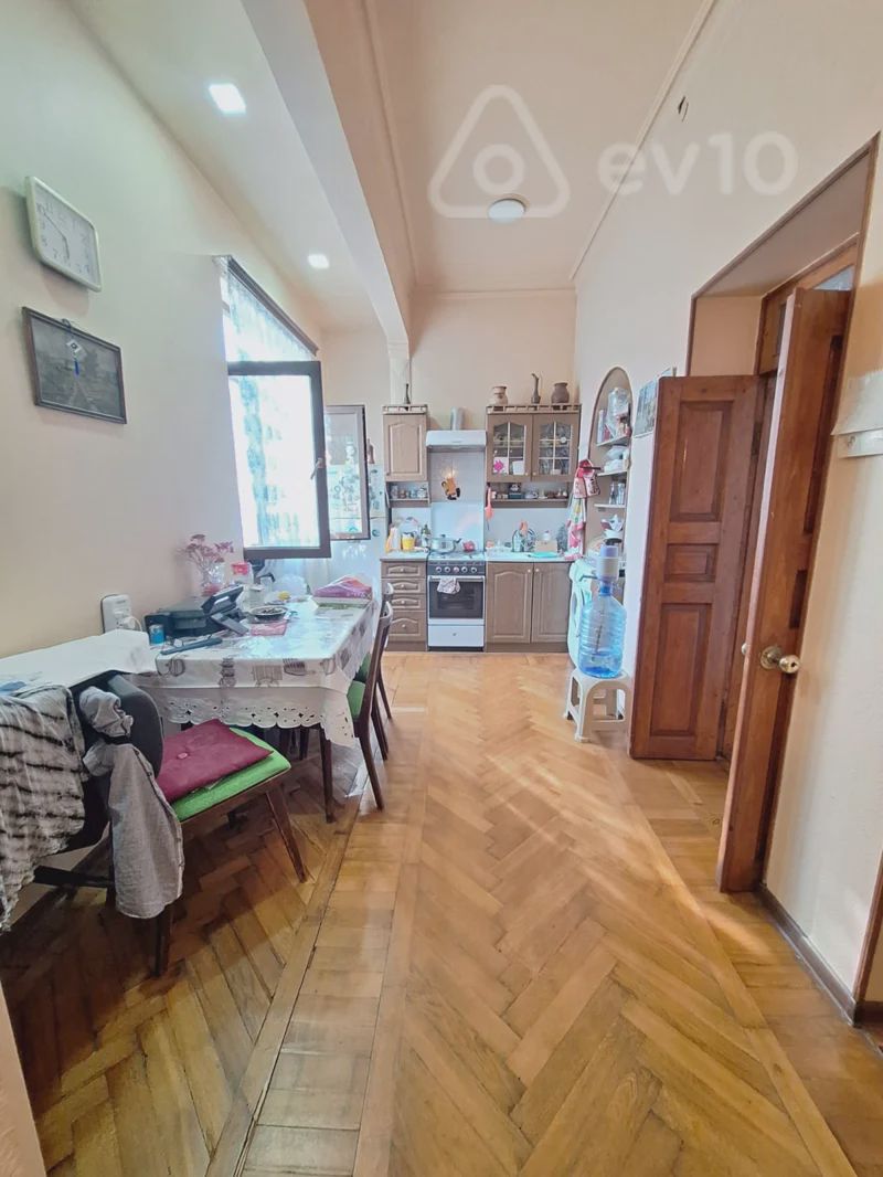 For sale: 3-room apartment (old building), 70 m² — Mənzil, Bakı (8)