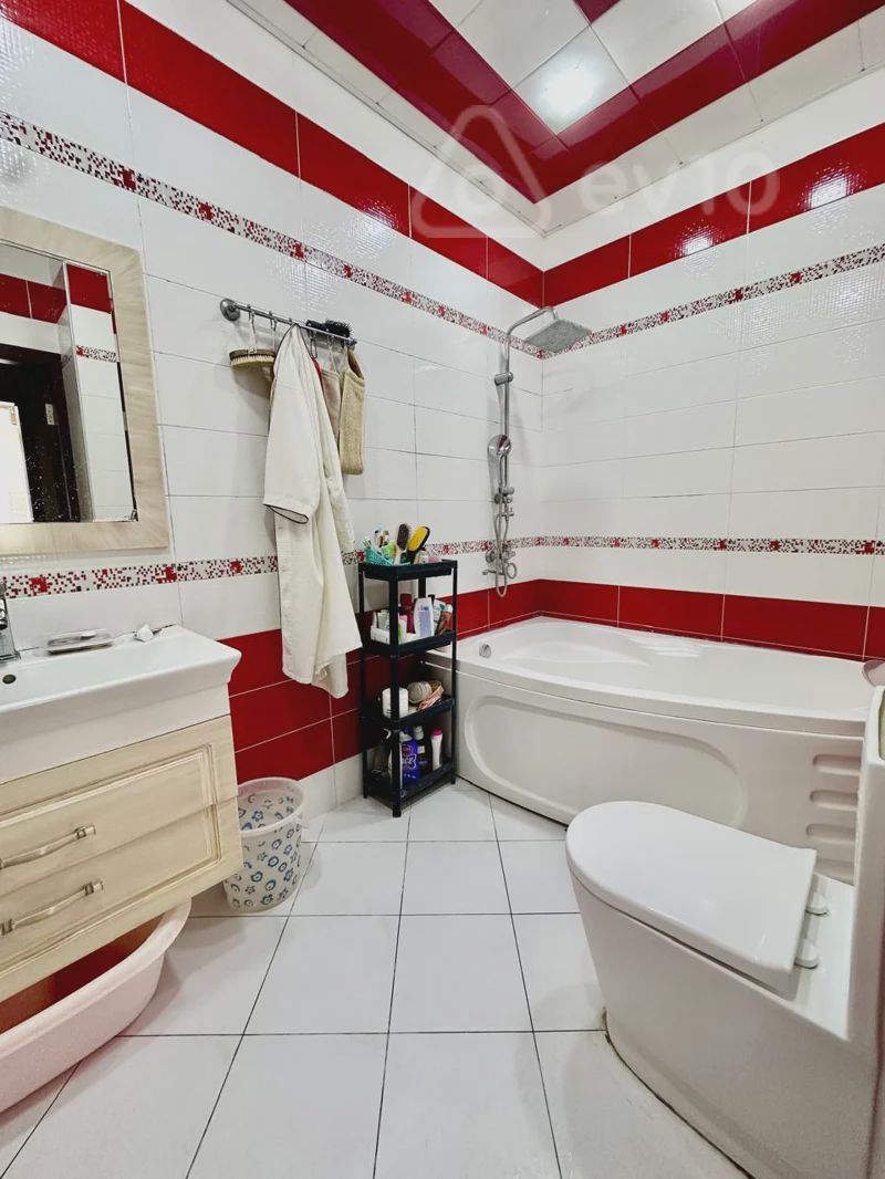 For sale: 3-room apartment (new building), 137 m² — Mənzil, Bakı (11)