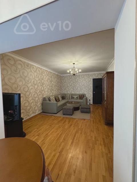 2 otaqlı mənzil, 70 m², Süleyman Rüstəmov — kirayə — Кыймылсыз мүлк