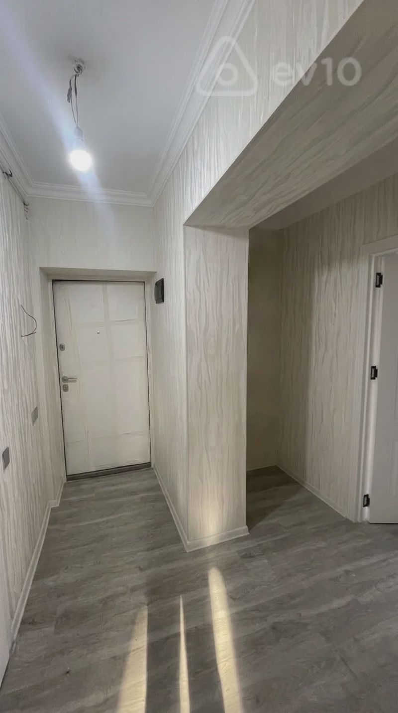 For sale: 2-room apartment (old building), 55 m² — Mənzil, Bakı (7)