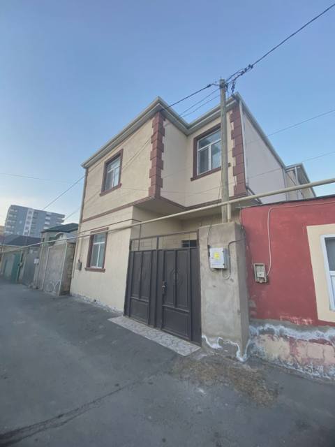 4 otaqlı Ev/villa satılır Xırdalan, Xırdalan şəhəri Mühəndislər Universitetinə yaxın — 120 000 ₼ · 4 xonali · 120 m² · Баку · Ev, villa 4 otaqlı Ev/villa satılır Xırdalan, Xırdalan şəhəri Mühəndislər Universitetinə yaxın — Баку