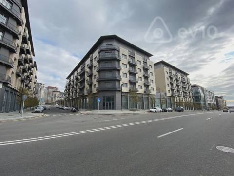 4 otaqlı mənzil, 150 m², 1 ci Fəvvarələr — 660 000 ₼ · Баку · Mənzil 4 otaqlı mənzil, 150 m², 1 ci Fəvvarələr — Баку