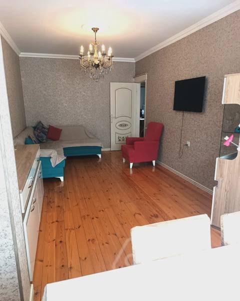 4 otaqlı mənzil, 120 m², M.Xiyabani — Koʻchmas mulk