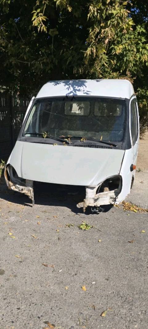 Yük maşınları — Грузовики и прицепы