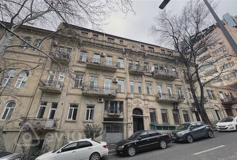2 otaqlı mənzil, 55 m², Bakı, Cəfərov Qardaşları küç., 19 — Батир