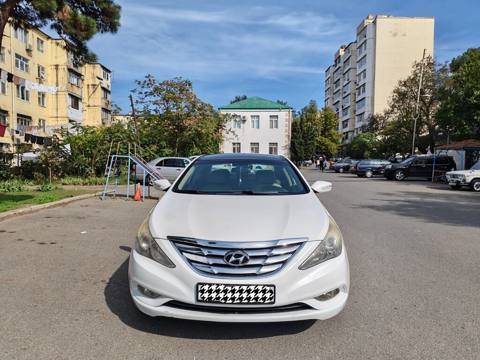 Hyundai Sonata sedan – ağ rəng, zərif və dinamik dizayn. Xarici — 14 000 ₼ · Баку · Avtomobillər Hyundai Sonata sedan – ağ rəng, zərif və dinamik dizayn. Xarici — Баку