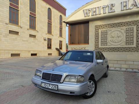 Mercedes-Benz C 250: 2.5 l 1994 il Sedan — Şirvan