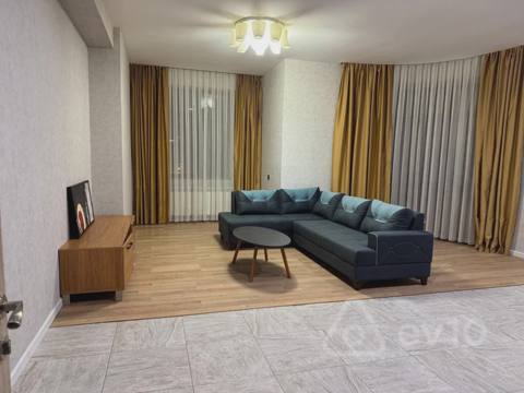 4 otaqlı mənzil, 140 m², Nərimanov metrosu — kirayə — Real estate