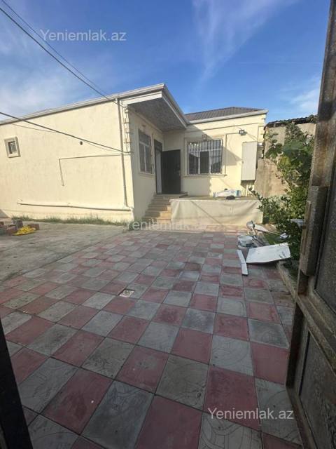Satılır 4 otaqlı Həyət evi / Villa, 100 m², Binəqədi rayonu — Баку