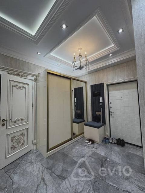 3 otaqlı mənzil, 127 m², R.Rüstəmov — kirayə — Баку