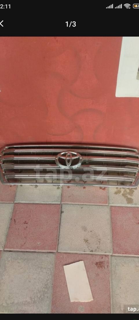 Toyota radiator barmaqlığı (ön panjur) - Orijinal Toyota loqolu, xrom — Pirakashkul