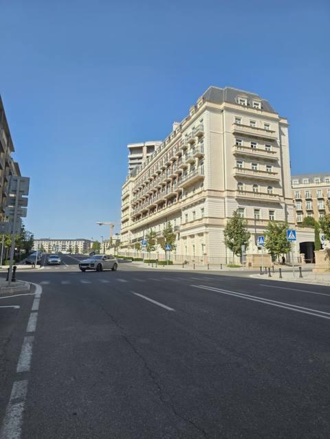 Obyekt kirayə verilir Xətai r., Bakı — Baku