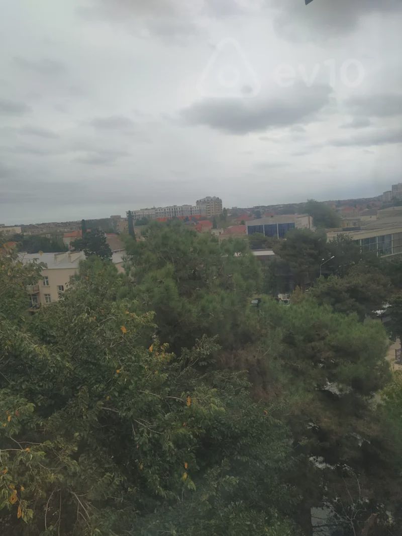 For sale: 1-room apartment (old building), 25 m² — Mənzil, Bakı (9)