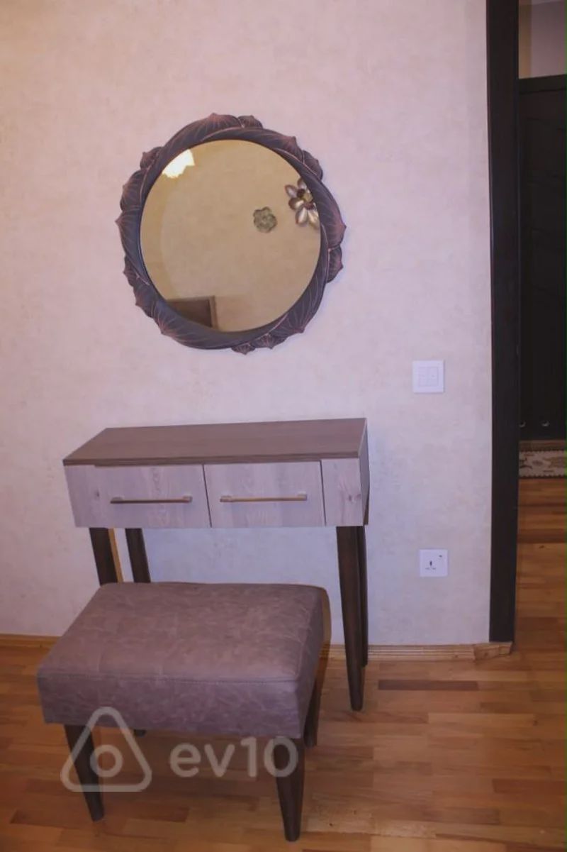 For rent: 2-room apartment (old building), 70 m² — Mənzil, Bakı (7)