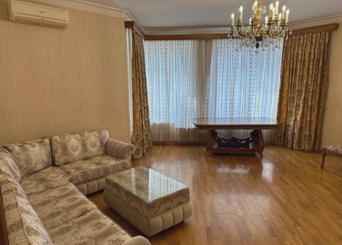 3 otaqlı mənzil 114 m² kirayə verilir Bakı, Nəsimi r — Жылжымайтын мүлік