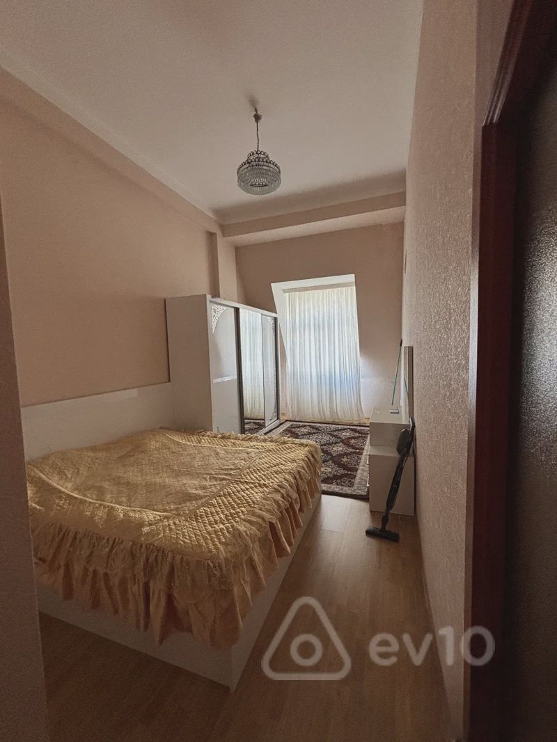 For rent: 2-room apartment (old building), 80 m² — Mənzil, Bakı (8)