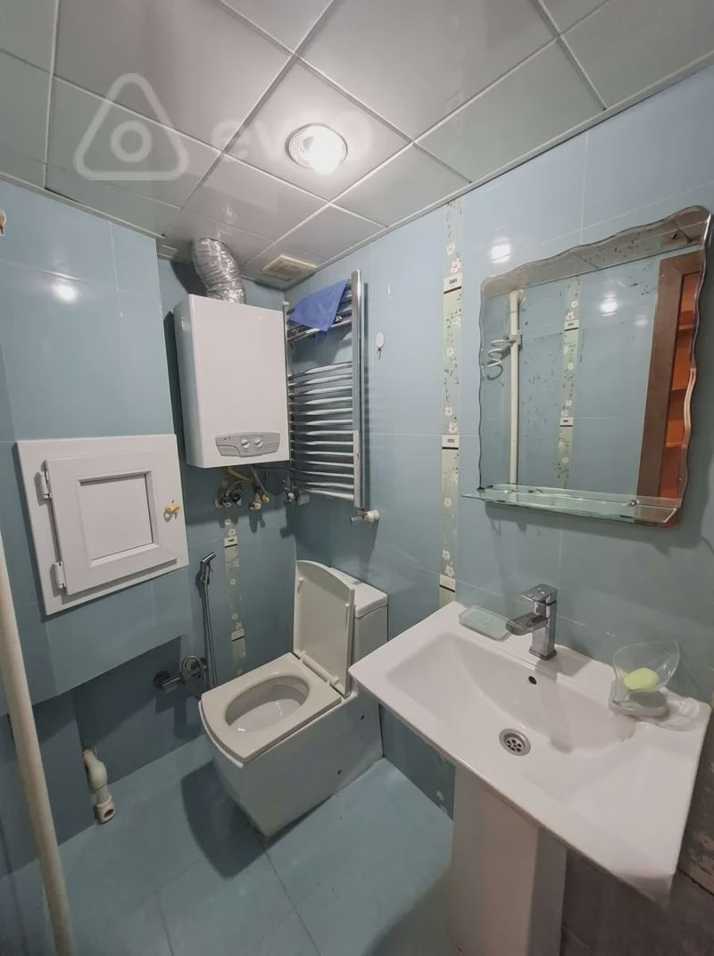 For rent: 3-room apartment (old building), 70 m² — Mənzil, Bakı (9)
