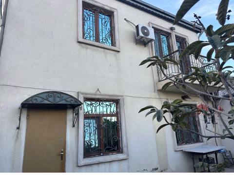 5 otaqlı Həyət evi satılır Şimal küç., Бинагади — 135 000 ₼ · 5+ xonali · 200 m² · 2 sotix · Баку · Ev, villa 5 otaqlı Həyət evi satılır Şimal küç., Бинагади — Баку