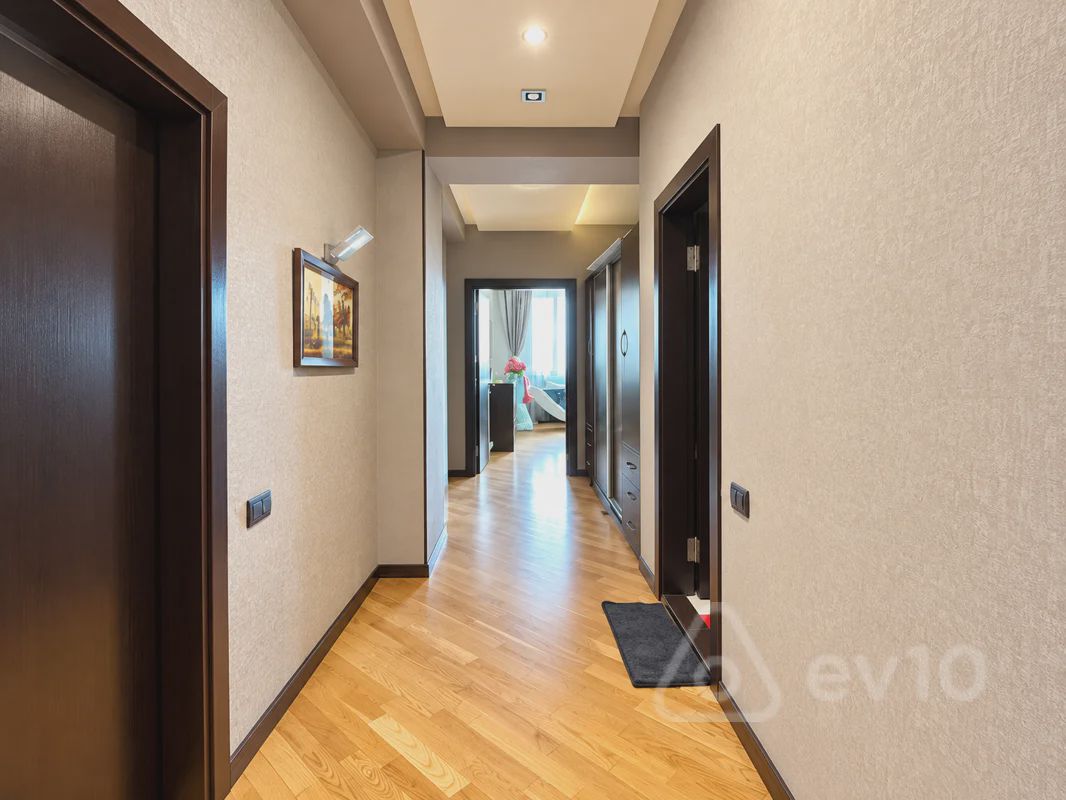 For sale: 4-room apartment (new building), 156 m² — Mənzil, Bakı (10)