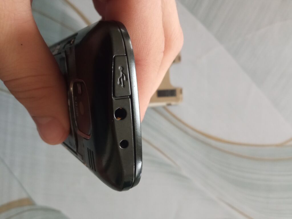 Nokia E5, rəng - Qara, Düyməli — Nokia, Gəncə (9)