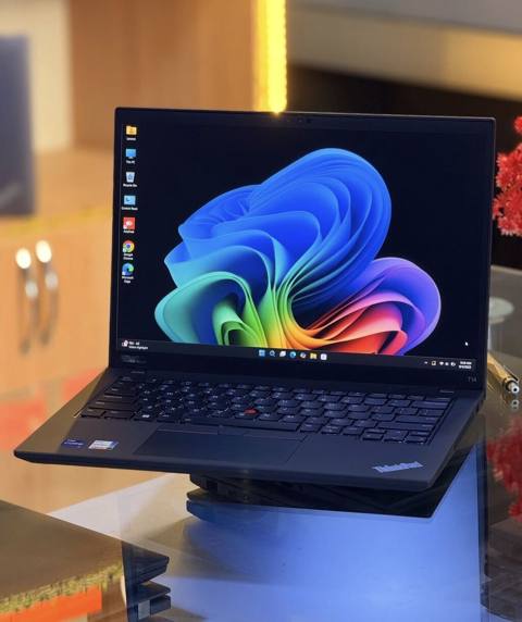 Lenovo ThinkPad T14 Gen 3 İ7-1260P 16/512 — Bakı