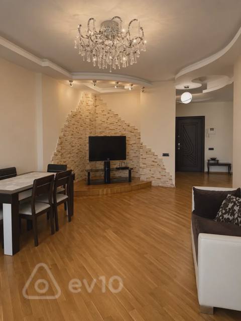3 otaqlı mənzil, 148 m², Məhəmməd Hadi küçəsi 70 — Батир