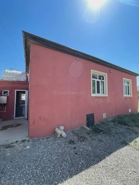 2 otaqlı həyət evi satılır — Savalan, Bakı — Недвижимость