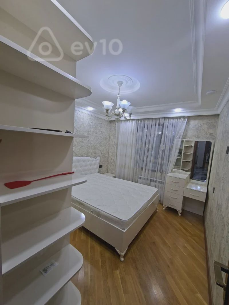 For rent: 2-room apartment (old building), 70 m² — Mənzil, Bakı (5)