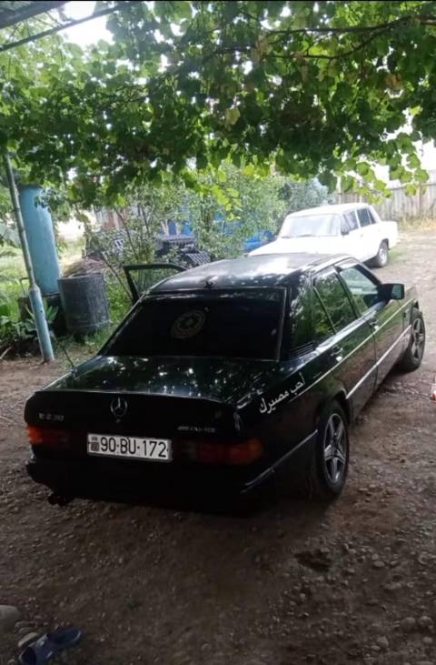 Mercedes-Benz 190 (W201): 2.3 l Sedan — Гёйтепе