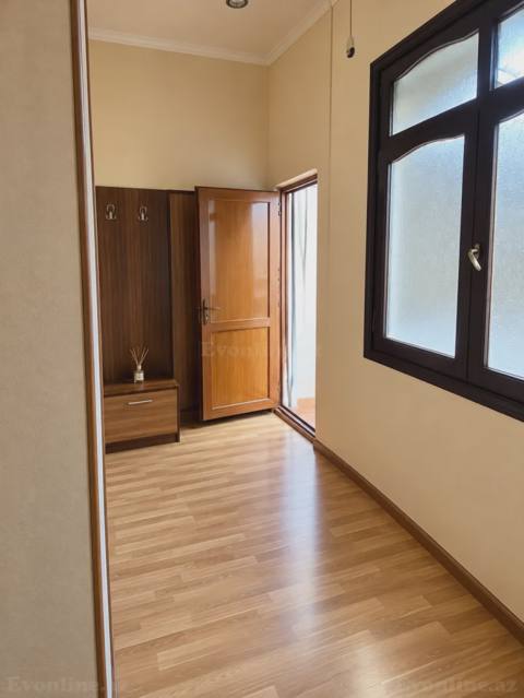 2 otaqlı həyət evi kirayə verilir — Neftçilər pr., Bakı — Недвижимость