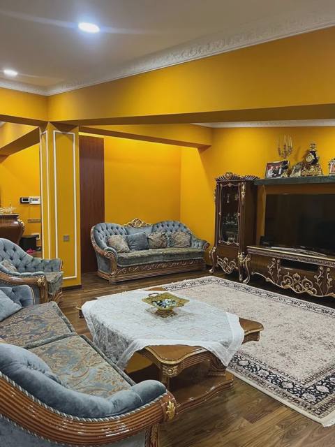 4 otaqlı Mənzil satılır Nərimanov r., Bakı — 597 000 ₼ · 4 бөлме · 180 m² · 7/8 қабат · Баку, Nərimanov · Mənzil 4 otaqlı Mənzil satılır Nərimanov r., Bakı — Баку
