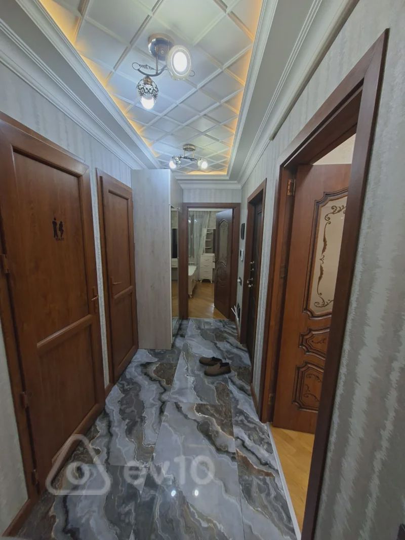 For rent: 2-room apartment (old building), 65 m² — Mənzil, Bakı (4)